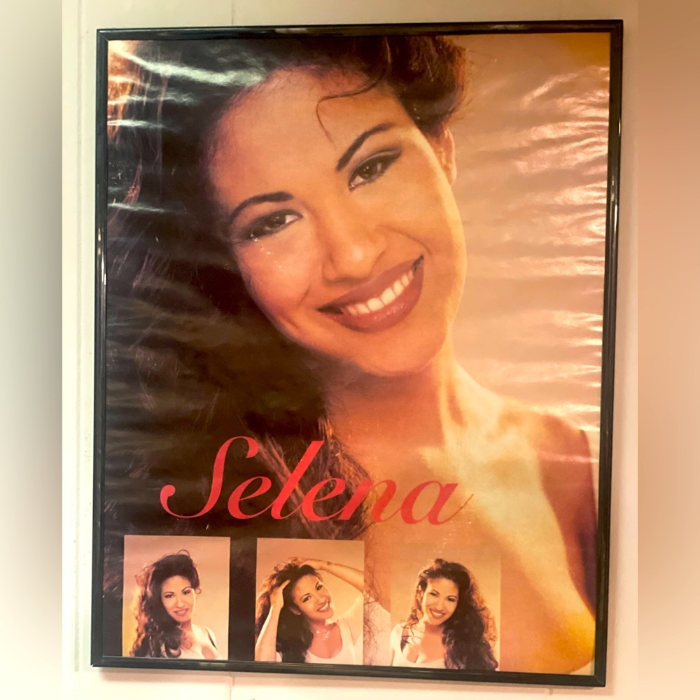 Vintage 90s SELENA poster! RARE